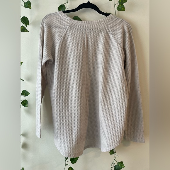 Cream/White WaffleKnit Sweater | Size Sm - Picture 3 of 3